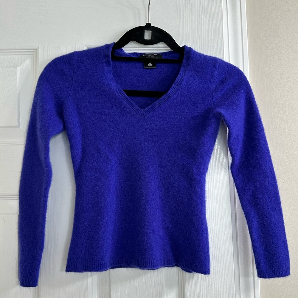 Ann Taylor Cashmere XS V neck purple sweater